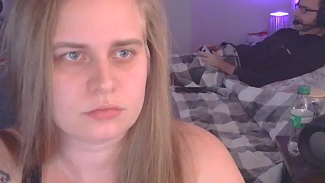 Snapshot of Sexyblonde12344 chatting on November 22, 12:53 am Sexyblonde12344 online show from November 22, 12:53 am