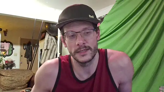 Snapshot of MasterDaddyCool chatting on November 1, 8:49 am MasterDaddyCool online show from November 1, 8:49 am