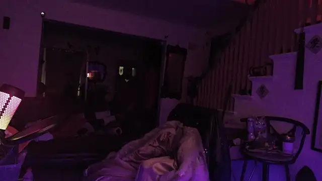 MasterDaddyCool online show from February 5, 7:02 am