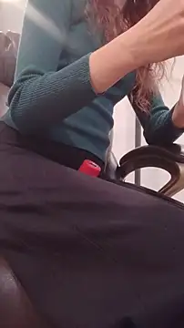 AnneNay online show from November 13, 9:47 pm