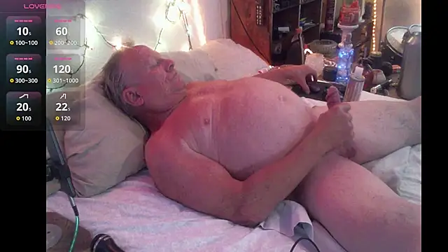 Pussyeat2please online show from March 12, 3:07 pm