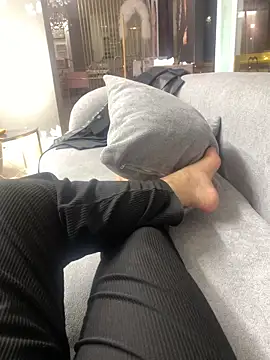 Snapshot of sesa12 chatting on November 4, 9:25 pm sesa12 online show from November 4, 9:25 pm