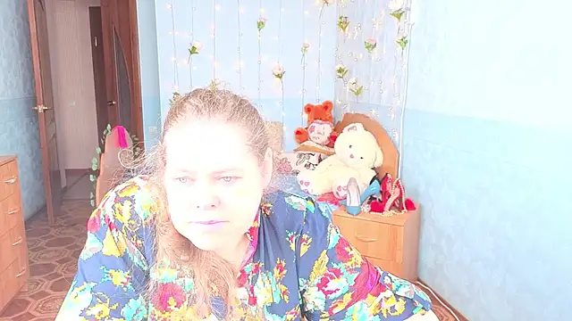 Audrey Aura online show from September 20, 6:25 am