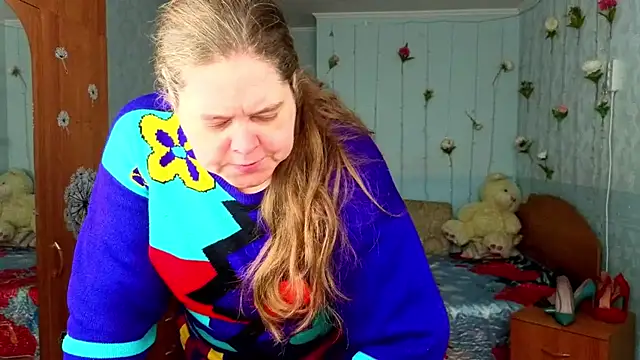 Audrey Aura online show from October 17, 5:32 am