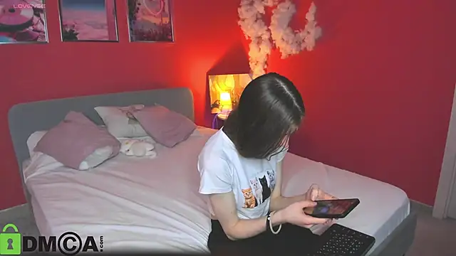 Snapshot of Lisbeth__Salander chatting on September 23, 2:36 am Lisbeth Salander online show from September 23, 2:36 am