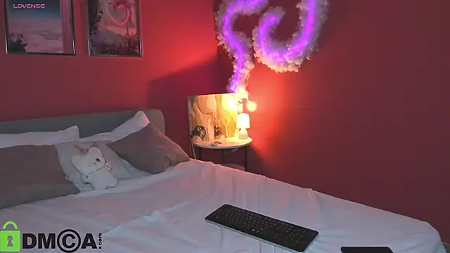 Snapshot of Lisbeth__Salander chatting on October 7, 2:42 am Lisbeth Salander online show from October 7, 2:42 am