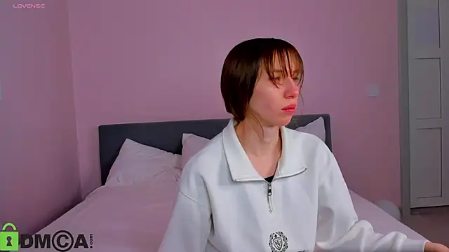 Snapshot of Lisbeth__Salander chatting on November 21, 2:43 am Lisbeth Salander online show from November 21, 2:43 am