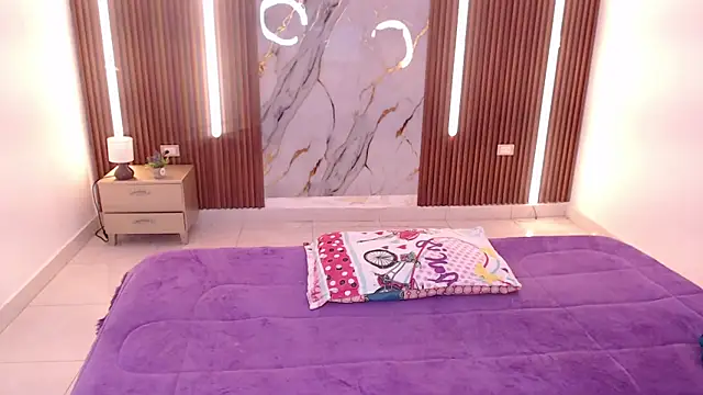 aixa show online show from April 7, 1:00 pm