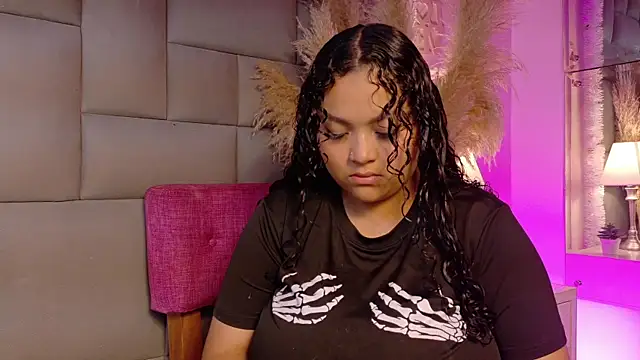 KITY HILL online show from January 11, 4:06 am