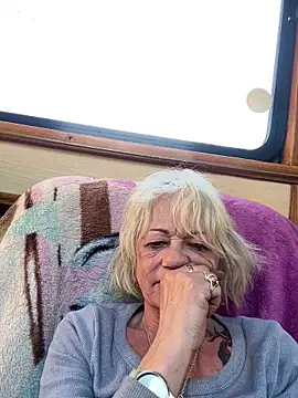 ladyboatlady online show from March 21, 5:05 pm