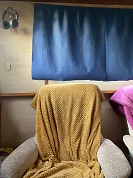 ladyboatlady online show from April 23, 5:41 am