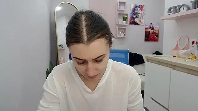 muriel elvin online show from December 1, 6:18 am