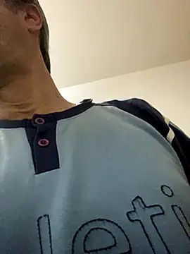 Snapshot of sasatimido chatting on November 5, 5:18 am sasatimido online show from November 5, 5:18 am