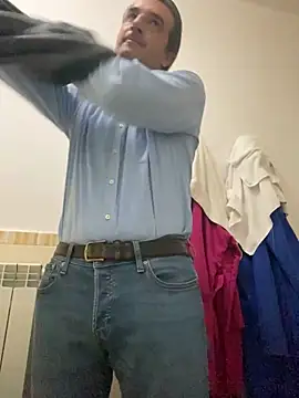 Snapshot of sasatimido chatting on November 25, 5:40 am sasatimido online show from November 25, 5:40 am