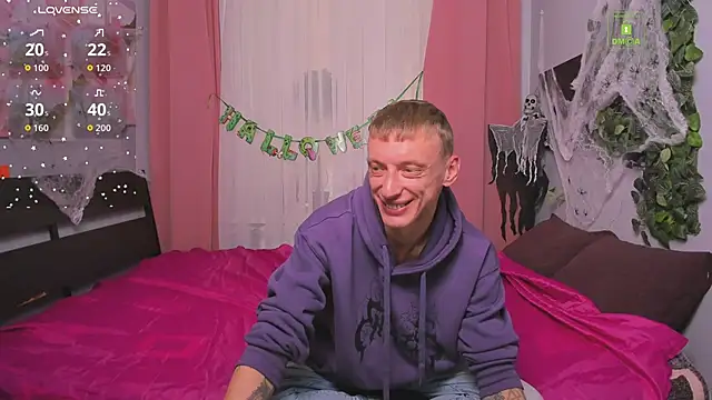 InkedJames online show from October 14, 10:38 am