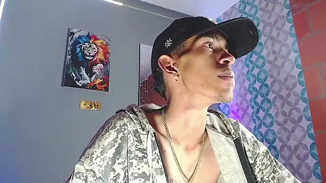 briamhoconor xh online show from April 2, 5:27 am