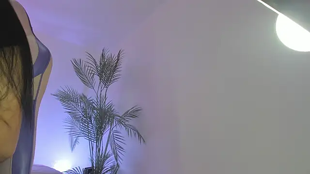 Hadid Jimenez  online show from April 23, 8:22 pm