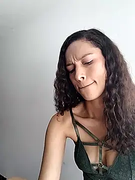 SofiaDelicia online show from September 14, 3:55 pm