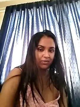 cute indianxo online show from February 19, 10:33 am