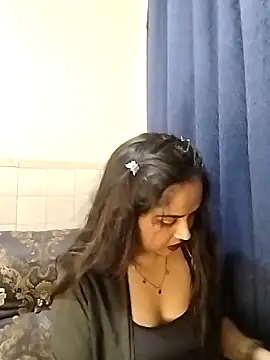 cute indianxo online show from June 8, 11:38 pm
