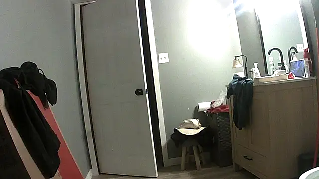 lovemedirty online show from October 16, 7:42 am