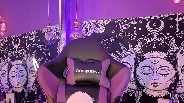 Gaia Gatex online show from April 16, 1:23 pm