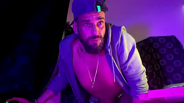 DjDiCKmannOnE online show from April 22, 11:50 pm