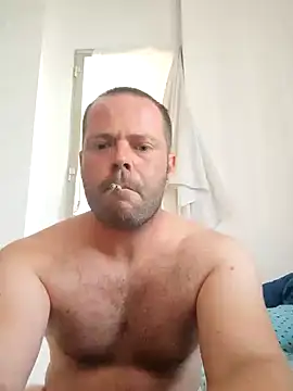 Snapshot of Parejabdsm90 chatting on October 18, 2:18 pm Parejabdsm90 online show from October 18, 2:18 pm