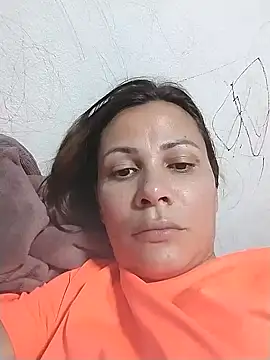 Snapshot of dyjaA chatting on November 23, 11:48 pm dyjaA online show from November 23, 11:48 pm