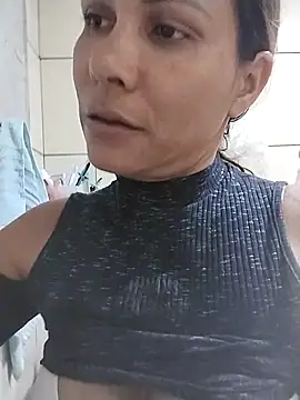 Snapshot of dyjaA chatting on November 25, 8:09 pm dyjaA online show from November 25, 8:09 pm