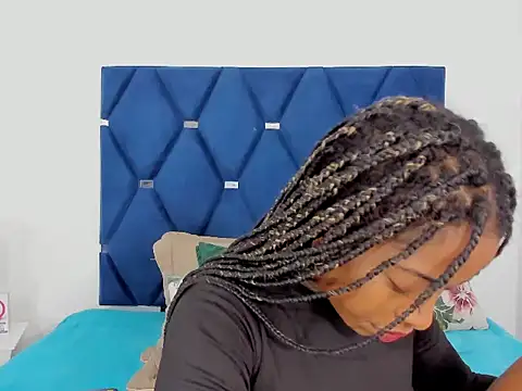 Pauline Fox online show from October 13, 12:10 am