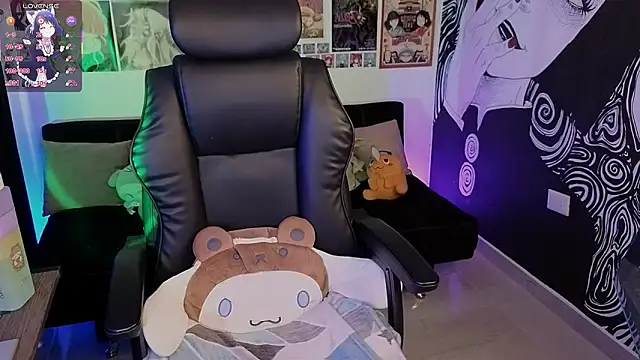 Yuhwan  online show from November 28, 6:10 pm