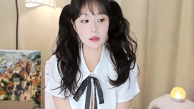 lumi65 online show from December 14, 7:25 am