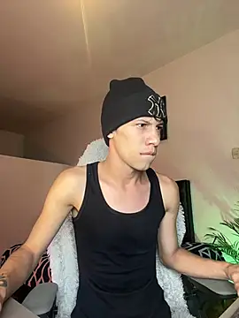 santiago cutex online show from February 15, 10:06 pm