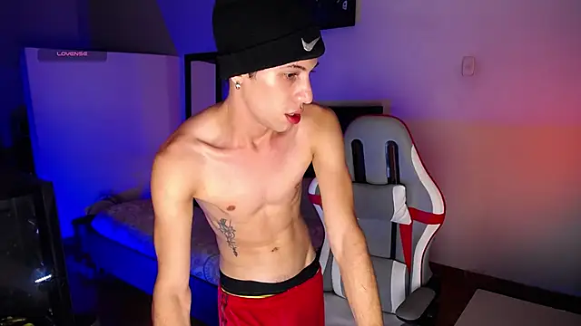 santiago cutex online show from June 7, 3:10 am