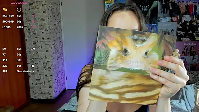 LucyRose3 online show from September 19, 4:14 am