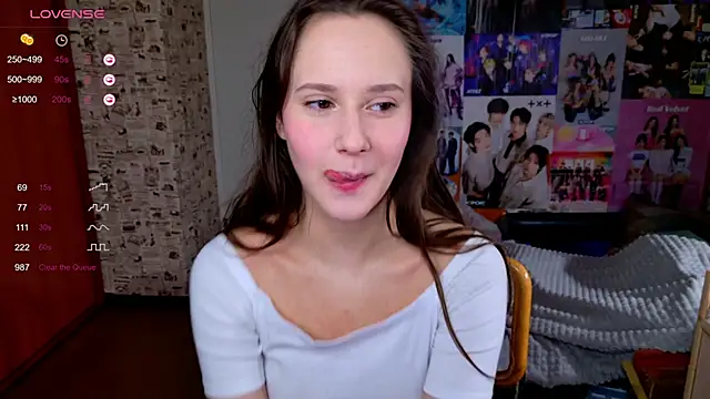 LucyRose3 online show from November 4, 3:49 am