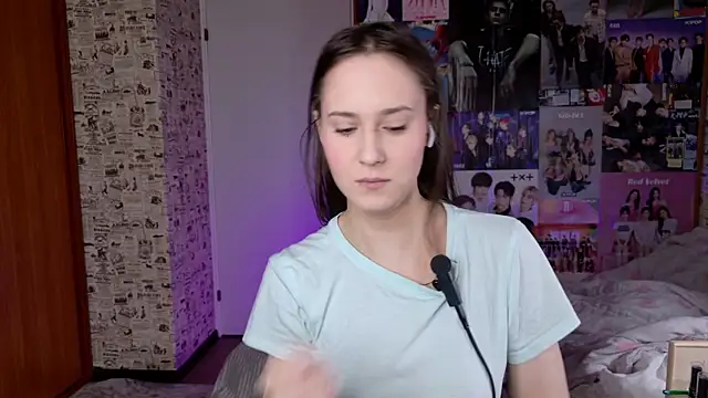 LucyRose3 online show from December 5, 3:48 am