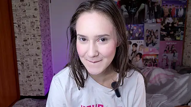 LucyRose3 online show from December 19, 3:41 pm