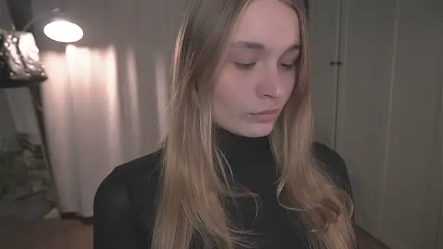 lisa schiele online show from January 11, 8:03 pm