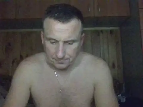 Snapshot of Maksymilian1 chatting on December 21, 7:10 pm Maksymilian1 online show from December 21, 7:10 pm