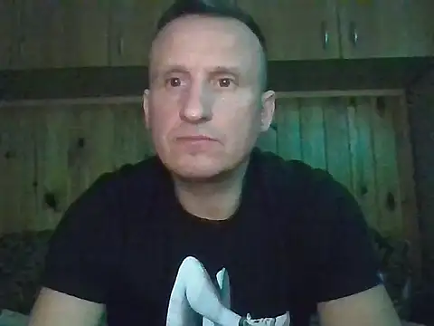 Snapshot of Maksymilian1 chatting on January 14, 4:01 pm Maksymilian1 online show from January 14, 4:01 pm