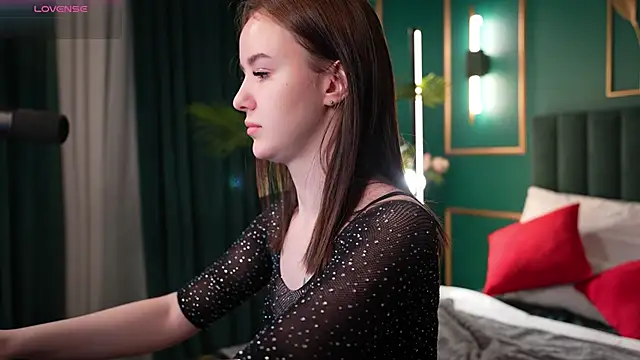 MarySparkle online show from February 19, 4:41 am