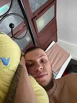 Snapshot of PUER4IK chatting on September 22, 6:26 am PUER4IK online show from September 22, 6:26 am