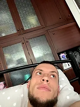 Snapshot of PUER4IK chatting on October 8, 10:02 am PUER4IK online show from October 8, 10:02 am