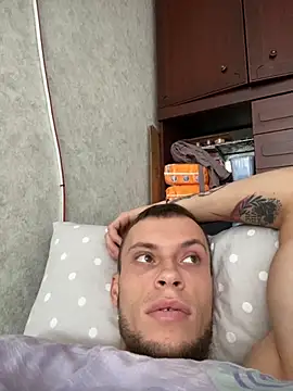 Snapshot of PUER4IK chatting on October 11, 7:18 am PUER4IK online show from October 11, 7:18 am