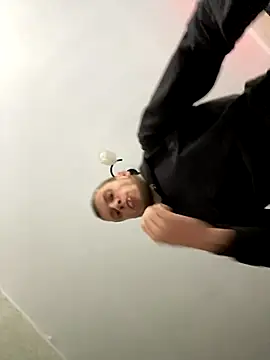 Snapshot of PUER4IK chatting on October 17, 8:50 am PUER4IK online show from October 17, 8:50 am