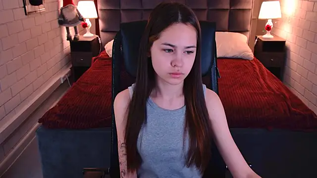 UliaNeer online show from March 5, 5:03 am