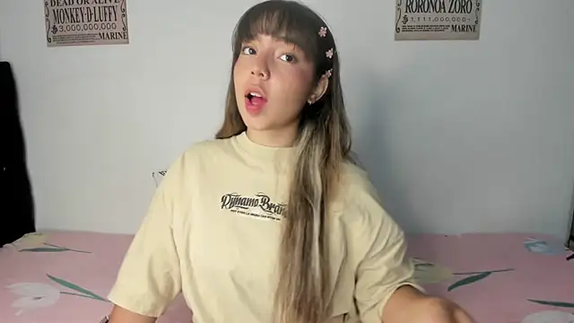 Snapshot of emma_grays2 chatting on May 26, 5:36 am emma grays2 online show from May 26, 5:36 am
