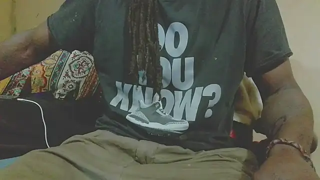 EYEzIAM online show from April 22, 4:59 am